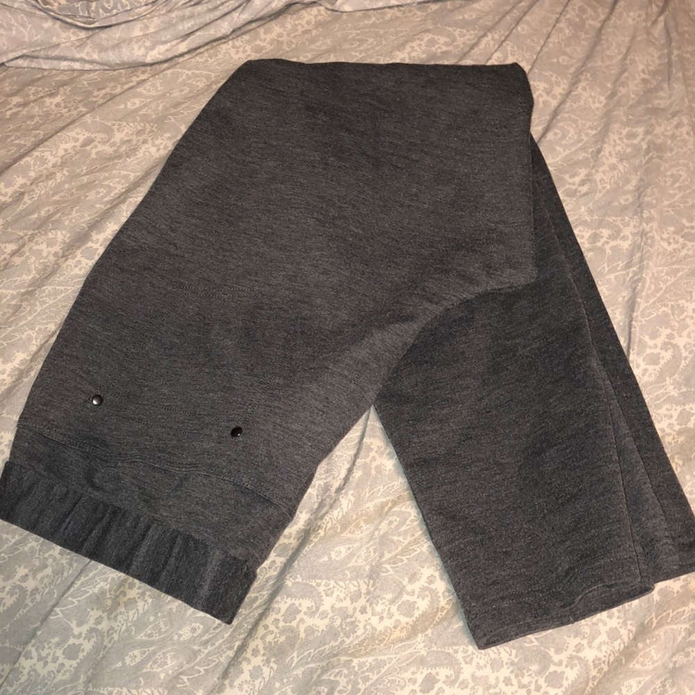 Stretch pants - Picture 3 of 3